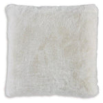 Gariland Pillow (Set of 4) image