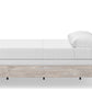 Broachmyn Bed