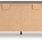 Pamytta Dresser