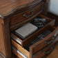 Lavinton Bedroom Set