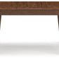 Lyncott Dining Room Set