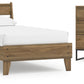 Deanlow Bedroom Package