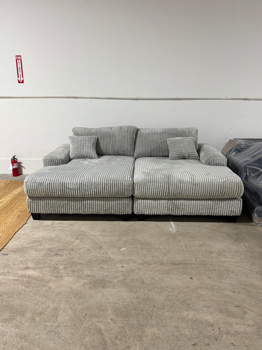 Giant Double Chaise 🚛 Delivery Available