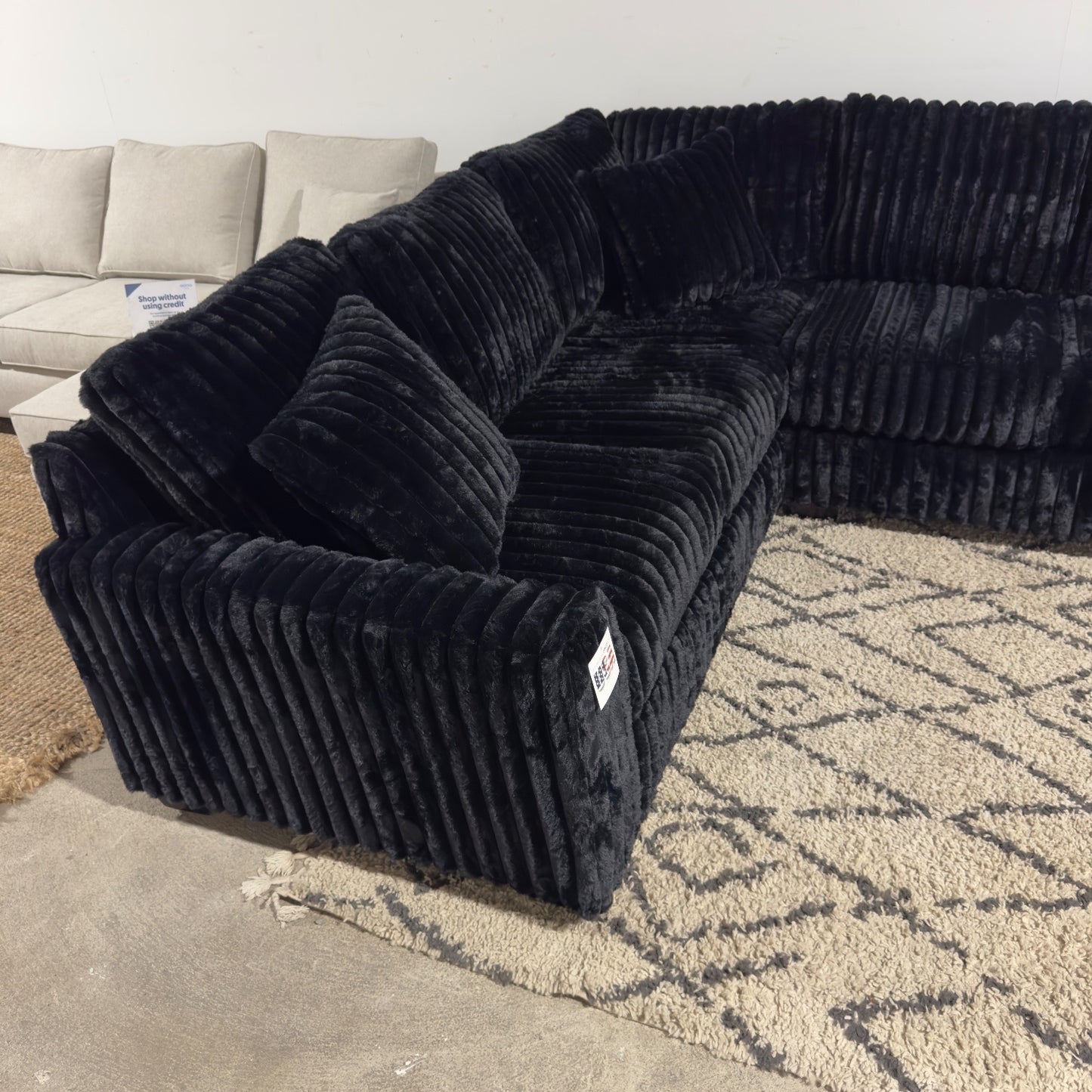Monroe Fluffy U-Shape Sectional - Deep Seats