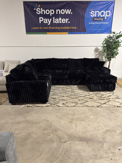 Monroe Fluffy U-Shape Sectional - Deep Seats