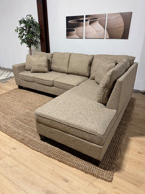 Linda 2-Piece Sectional with Chaise